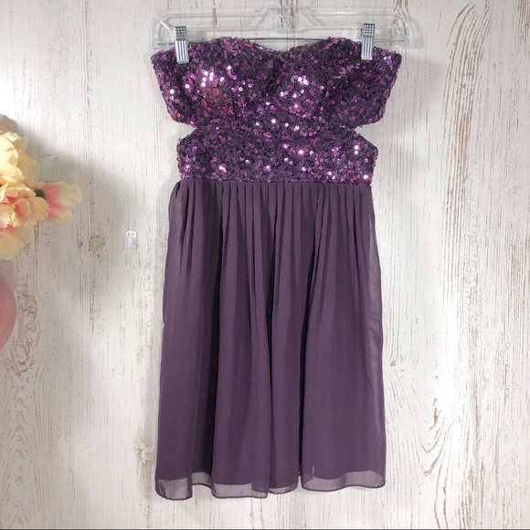 Speechless plum sequin strapless cutout top - Picture 3 of 8